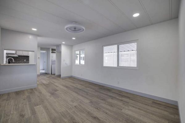 1977 REGAL MANUFACTURING INC Manufactured Home