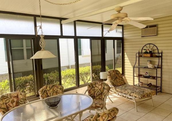 1989 Palm Harbor hs Manufactured Home