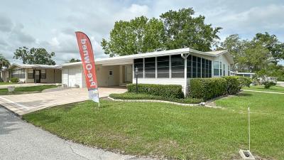 Photo 2 of 18 of home located at 601 Sycamore Sq Lady Lake, FL 32159