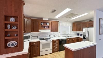 Photo 5 of 18 of home located at 601 Sycamore Sq Lady Lake, FL 32159