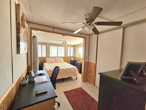 1987 Skyline Manufactured Home