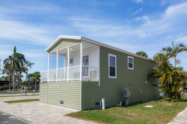 2023 Champion 1435454 Mobile Home