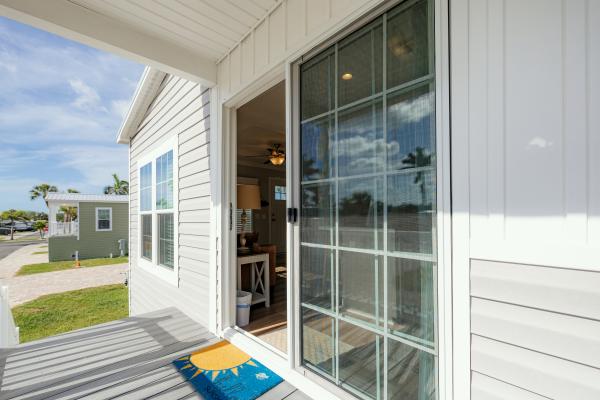 2023 Champion 2034465-SSS Mobile Home