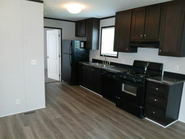 2018 CLAYTON 96PLH16663AH18S Manufactured Home
