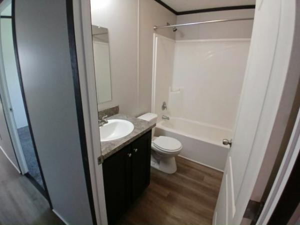 2018 CLAYTON 96PLH16663AH18S Manufactured Home