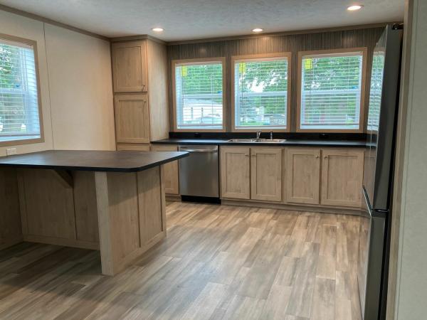 2025 CMH Manufacturing West, Inc. mobile Home