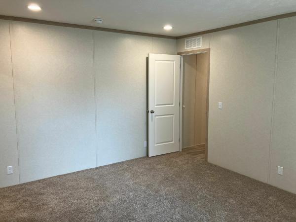 2025 CMH Manufacturing West, Inc. mobile Home