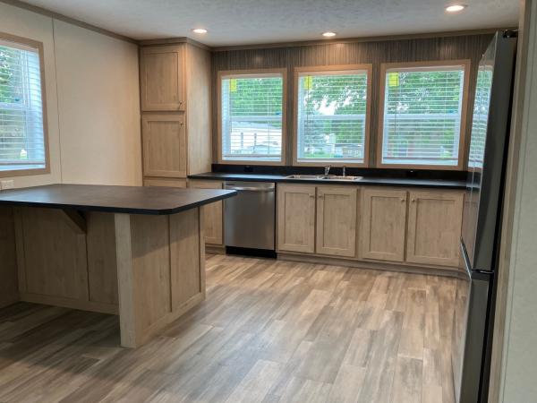 2025 CMH Manufacturing West, Inc. mobile Home