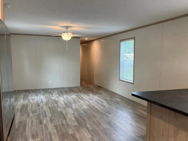 2025 CMH Manufacturing West, Inc. mobile Home