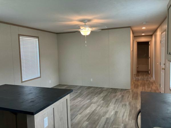2025 CMH Manufacturing West, Inc. mobile Home