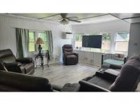 1972 Park Estate Manufactured Home