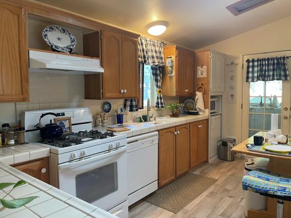 2001 Fleetwood 5563F Mobile Home