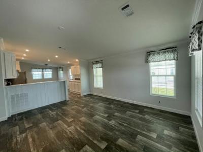Photo 2 of 20 of home located at 906 Windemere Avenue Venice, FL 34285