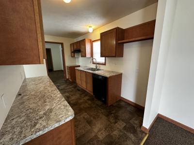 Photo 5 of 10 of home located at 46315 Chadsworth Macomb, MI 48044