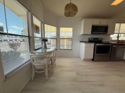Photo 4 of 12 of home located at 148 Juliana Blvd. Auburndale, FL 33823