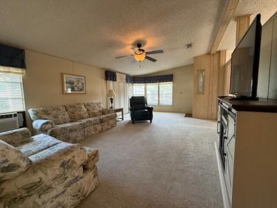 Photo 5 of 12 of home located at 148 Juliana Blvd. Auburndale, FL 33823