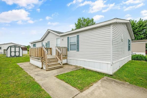 1997 WoodField FGS1680 209R  Home