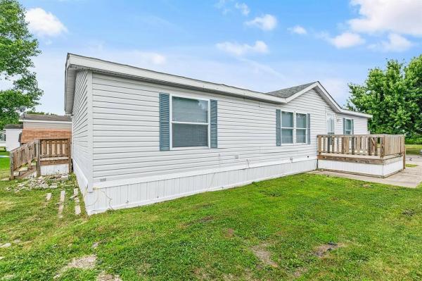 1997 WoodField FGS1680 209R  Home