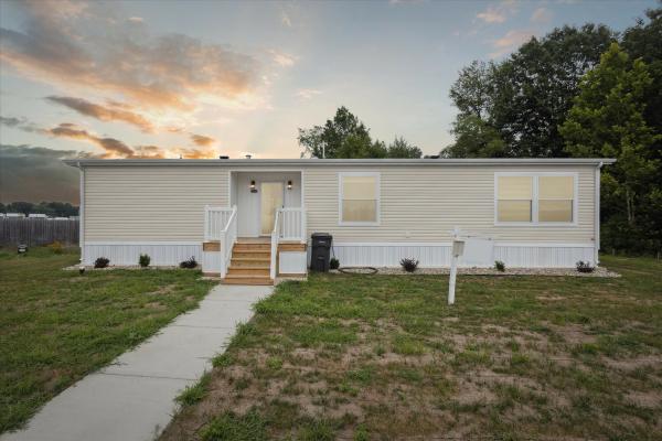 2025 Champion 719 Mobile Home For Sale