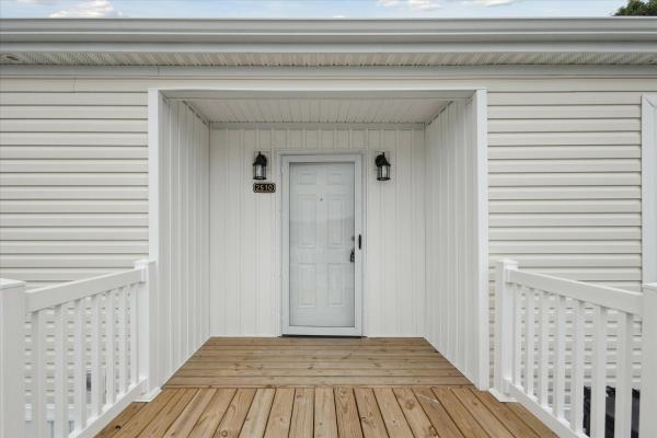 2025 Champion 719 DAPB2856H32301  Home