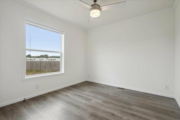 2025 Champion 719 DAPB2856H32301  Home