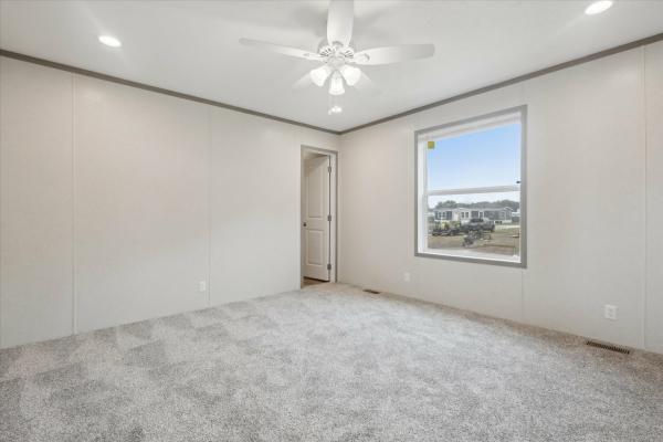 2025 Clayton 711 95PLH28563JH25  Home