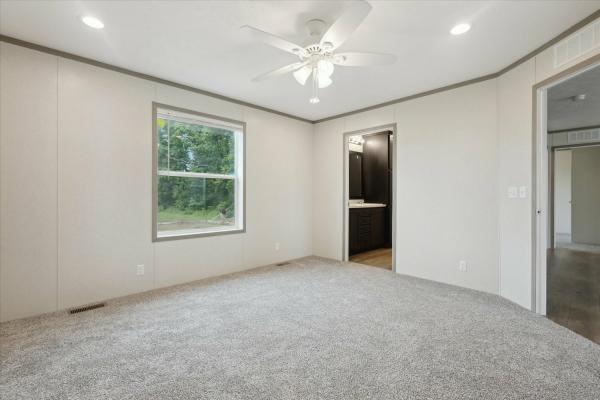2025 Clayton 711 95PLH28563JH25  Home