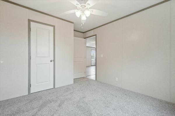 2025 Clayton 711 95PLH28563JH25  Home