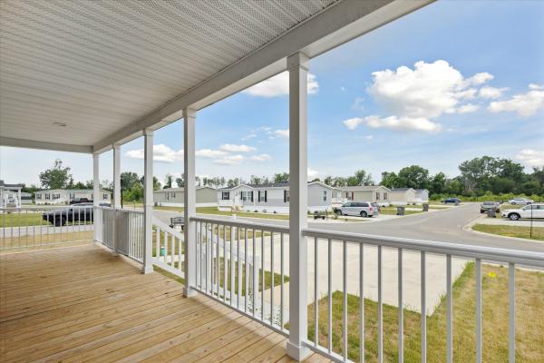 2025 Clayton 711 95PLH28563JH25  Home