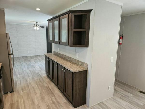 2021 Champion Home Builders, Inc Redman Advantage II Manufactured Home