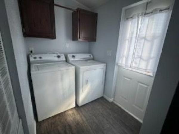 2018 372 Mobile Home