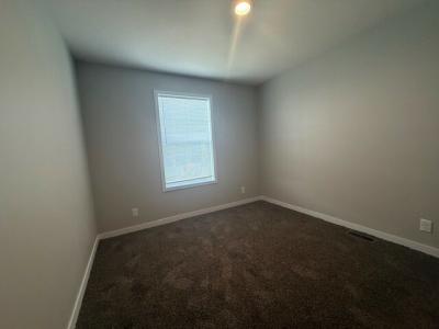 Photo 4 of 6 of home located at 7206 Chippenham Dr Fort Wayne, IN 46818