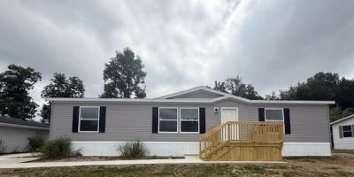 Mobile Home at 4214 Hunters Pointe Fort Wayne, IN 46818