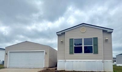 Mobile Home at 7235 Kensington Drive East Fort Wayne, IN 46818