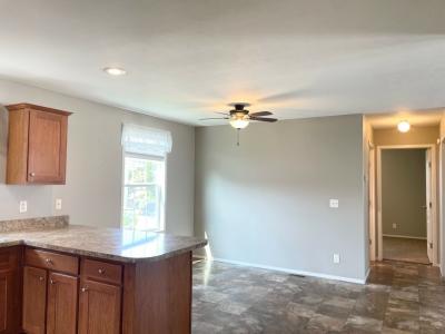 Photo 3 of 20 of home located at 6188 Crestwood White Lake, MI 48383