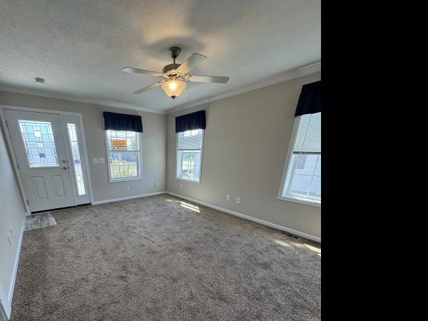 2022 Commodore 111 Mobile Home