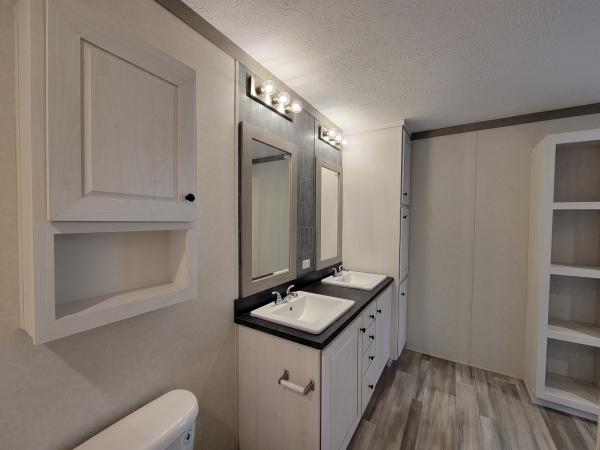 2025 Clayton 5228-5785 Pulse  Home