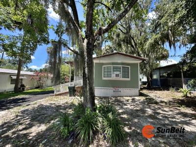 Photo 2 of 33 of home located at 2580 SE 1st Avenue, Lot 103 Ocala, FL 34471