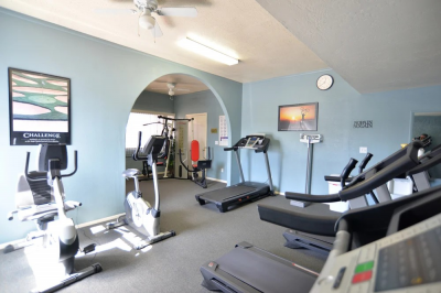 Photo 5 of 13 of home located at 4220 E Main St, #B42 Mesa, AZ 85205