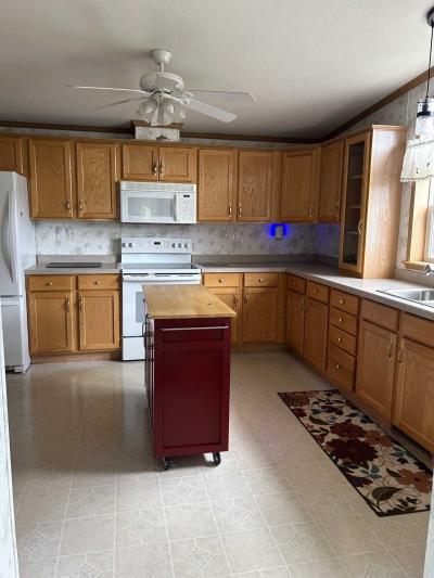 Photo 3 of 15 of home located at 902 Oak Ridge Terrace Whiting, NJ 08759
