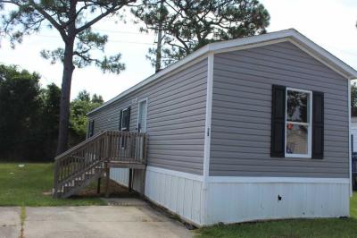 Mobile Home at 901 Massachusetts Ave, Lot 29 Pensacola, FL 32505