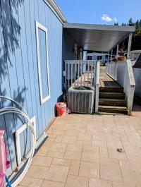 1972 Broadmore Mobile Home