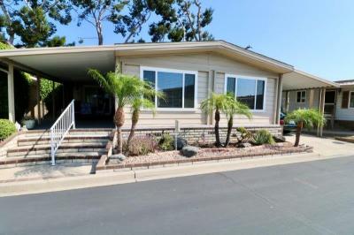 Photo 4 of 40 of home located at 235 Ridgelake Dr #37 Placentia, CA 92870