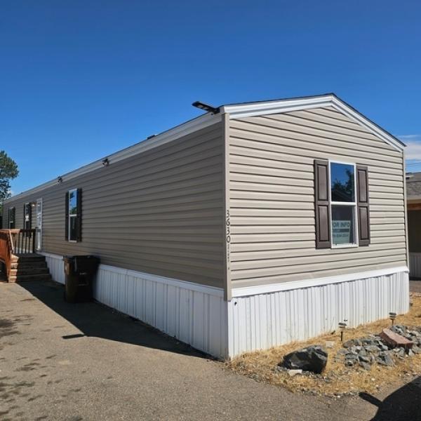 2018 THE BREEZ Mobile Home For Sale