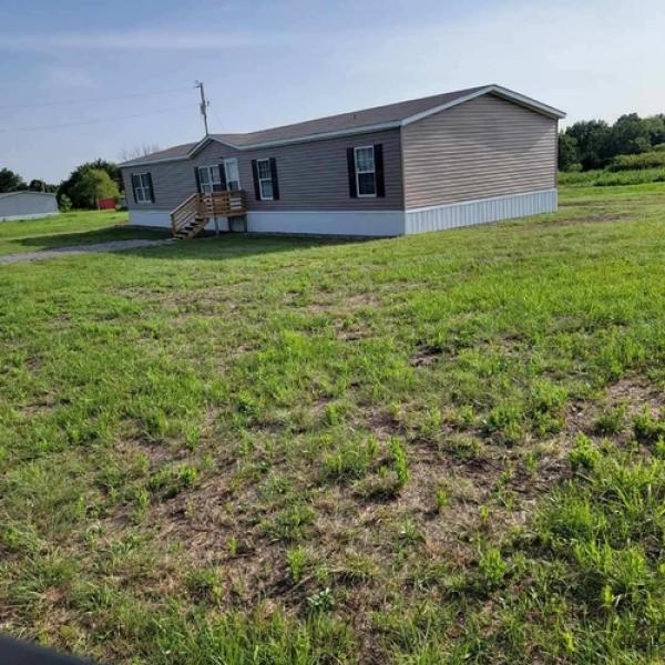 2013 37LVS2876 Mobile Home For Sale