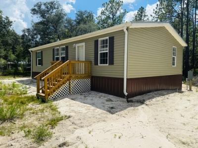 Mobile Home at 5807 NW 12th Ct Bell, FL 32619
