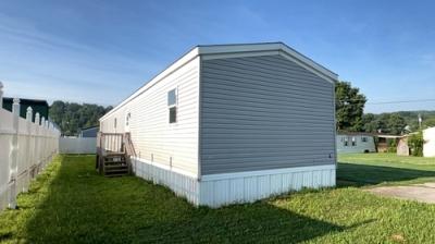 Photo 2 of 18 of home located at 320 Wurtland Ave Lot 42 Wurtland, KY 41144