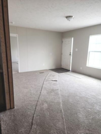 Photo 5 of 10 of home located at 680 S Carol Malone Blvd. Grayson, KY 41143