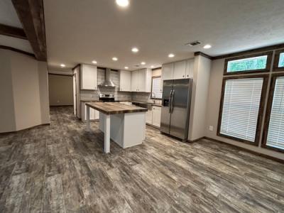 Photo 5 of 21 of home located at 457 Davis St. Wilsonville, AL 35186