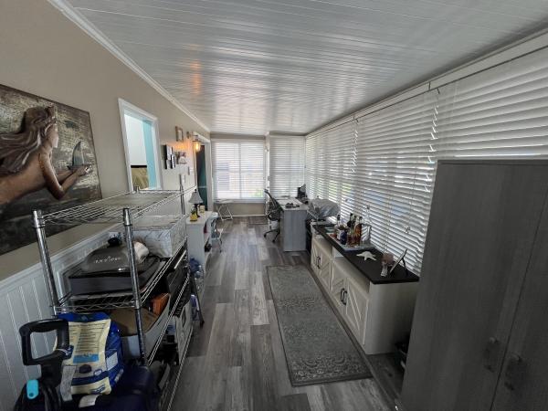 1995  Mobile Home For Sale